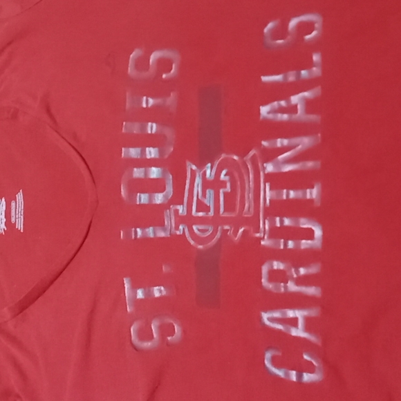 St. Louis Cardinals V-neck women's short-sleeve red tee. Sz XL - Picture 2 of 4